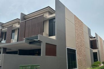 Aurora Resort Villas