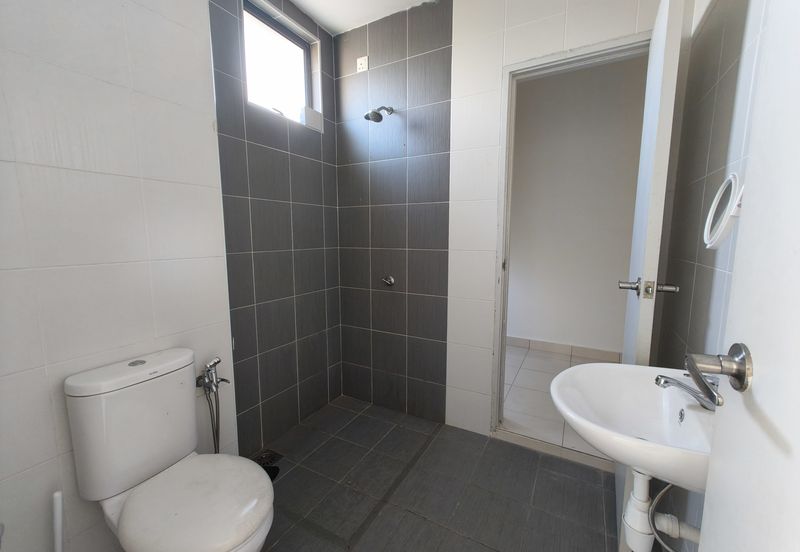 Meridin East The Greenway & The Eden