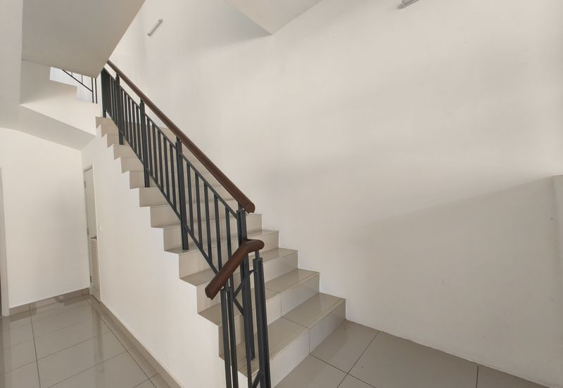 Meridin East The Greenway & The Eden