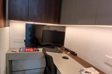 Platino Avenue 5 Storey Shop high ROI