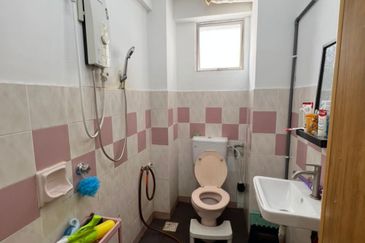 Sri Impian Apartment, Larkin Perdana