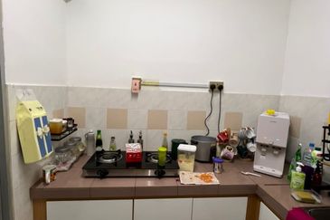 Sri Impian Apartment, Larkin Perdana