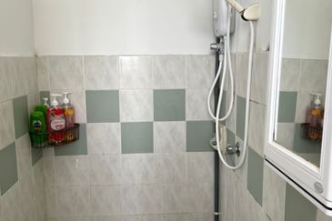 Sri Impian Apartment, Larkin Perdana