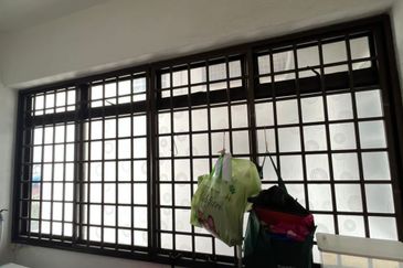 Sri Impian Apartment, Larkin Perdana