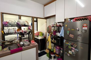 Sri Impian Apartment, Larkin Perdana