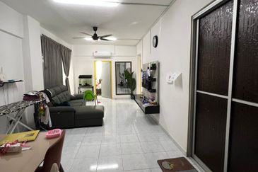 Sri Impian Apartment, Larkin Perdana