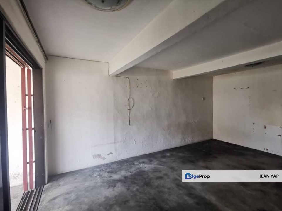 Taman Saujana Pontian Double Storey Low Cost, Johor, Pontian