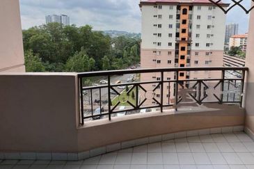 Prima Regency (Dorchester Court)