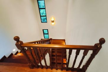 The Country Residency