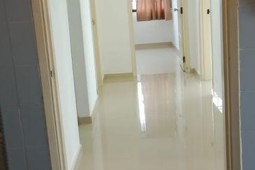 Country Tower Condominium