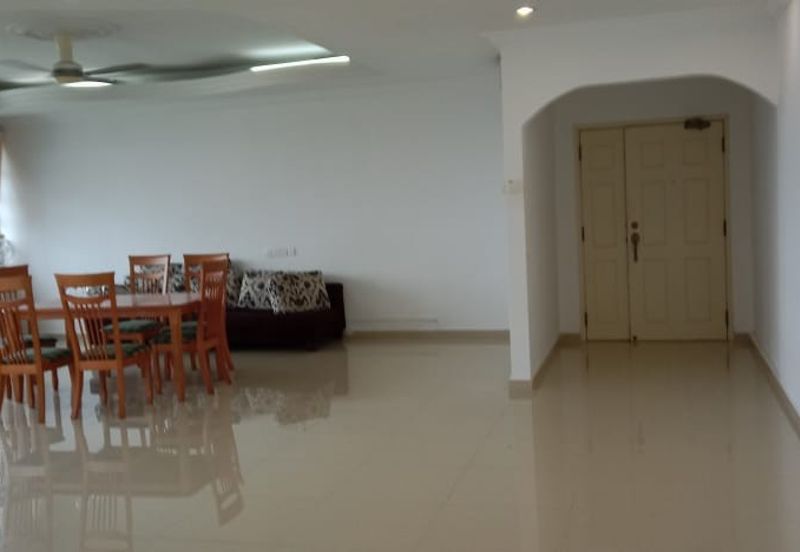 Country Tower Condominium