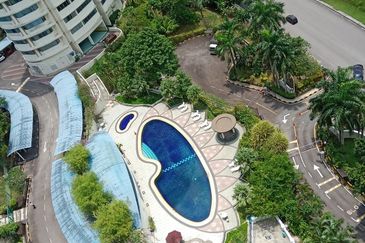 Country Tower Condominium