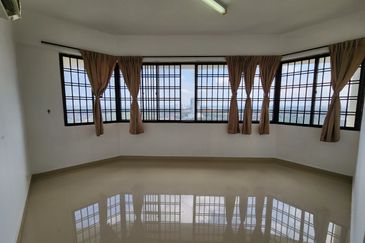 Country Tower Condominium