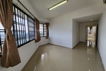 Country Tower Condominium