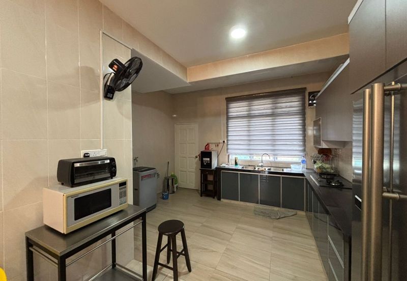 Taman Austin Perdana