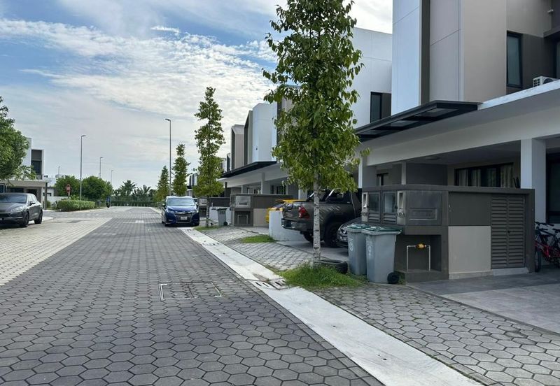 Sunway Citrine Lakehomes