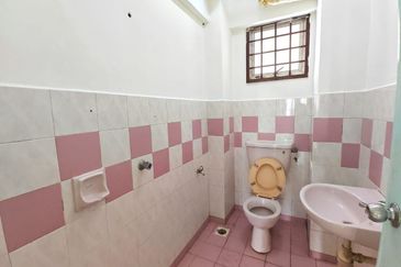 Sri Impian Apartment, Larkin Perdana