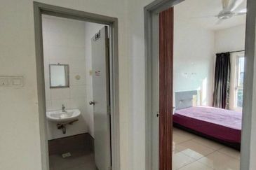 Seasons Luxury Apartments @ Amara Larkin