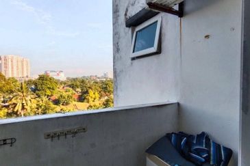 Seasons Luxury Apartments @ Amara Larkin