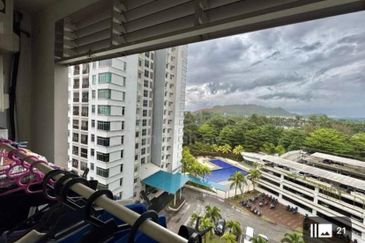 Eastbay Luxury Apartment