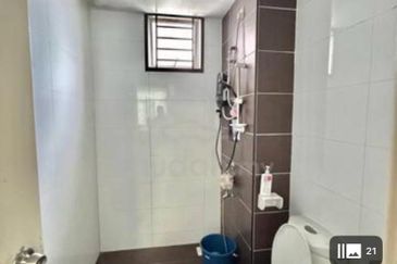 Eastbay Luxury Apartment