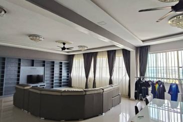 The Country Towers Condominium