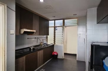 The Country Towers Condominium