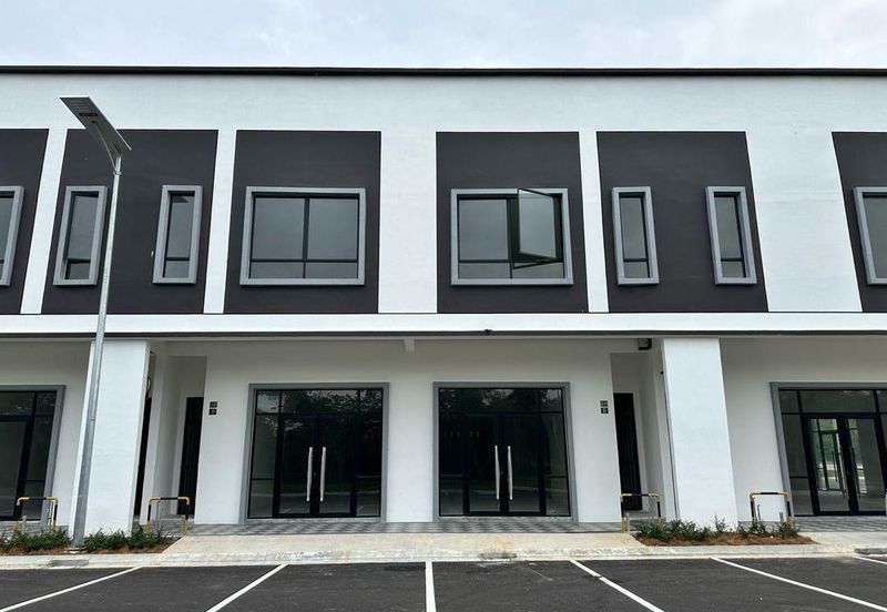 Eco tropic Eco Biz 3 Shoplot for rent