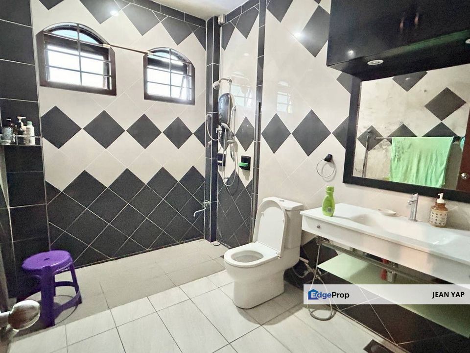 Taman Kolam Air Bungalow , Johor, Johor Bahru