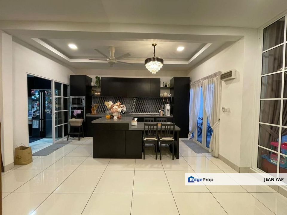 Glenmarie Mount Austin Double Storey Endlot, Johor, Johor Bahru