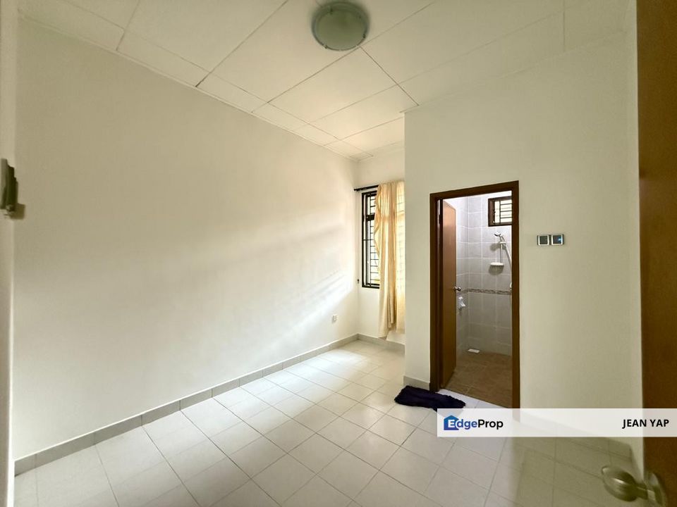 Jalan Lembah Garden Residency Double Storey Terrace, Selangor, Kuala Langat