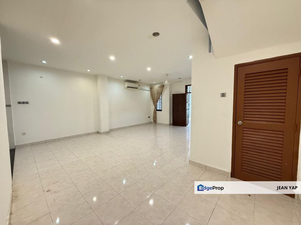Jalan Lembah Garden Residency Double Storey Terrace, Selangor, Kuala Langat
