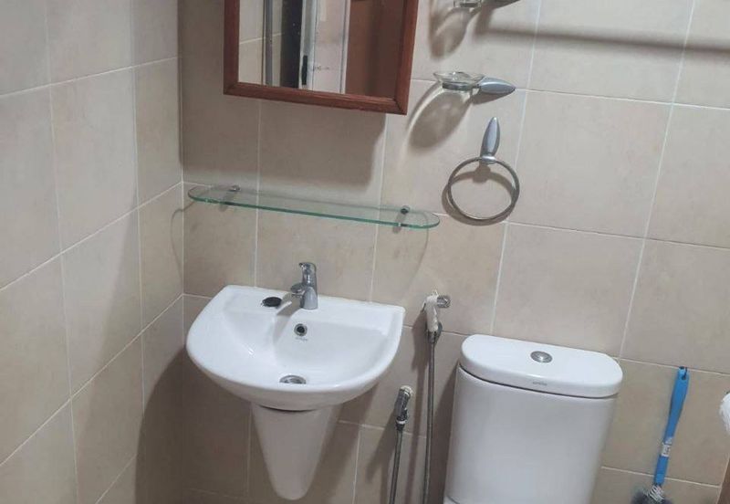 Golden Sands Seaview Residence