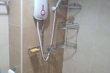 Golden Sands Seaview Residence