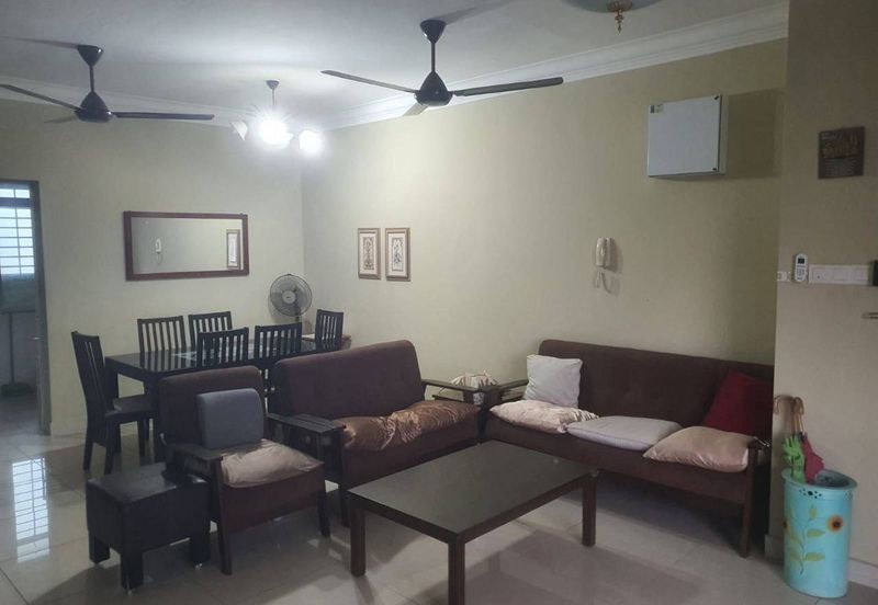 Golden Sands Seaview Residence