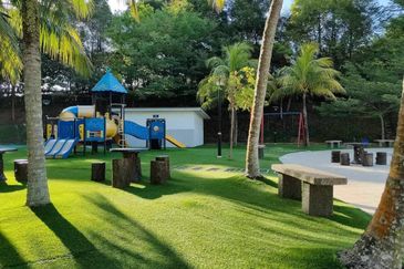 D'Carlton Seaview Residences (Seri Mega)