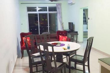 Eastbay Luxury Apartment