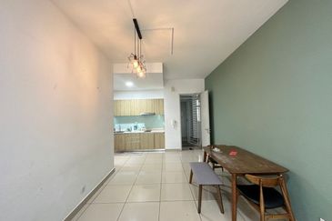 Meridin Bayvue Apartment