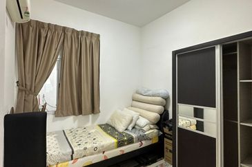 Meridin Bayvue Apartment