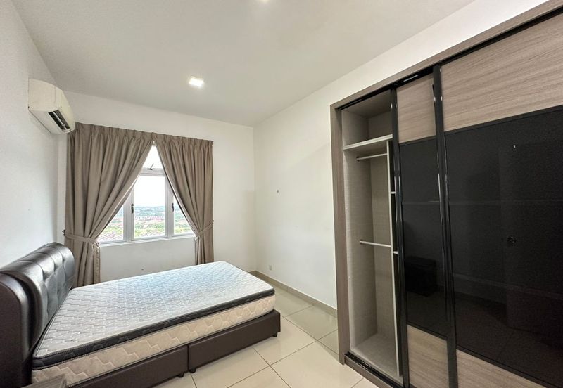 Meridin Bayvue Apartment