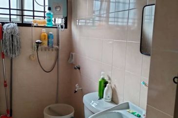 Prima Regency (Dorchester Court)