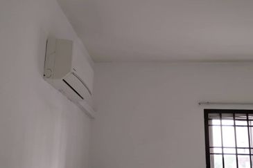 Prima Regency (Dorchester Court)