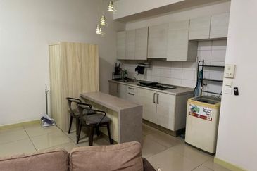 Dedaun Hijau (Greenfield Regency)