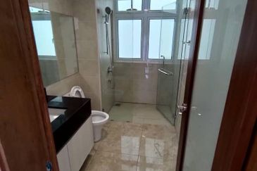 Paradiso Nuova Medini