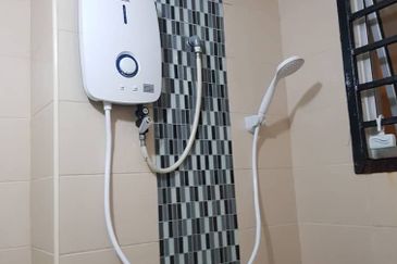 Dedaun Hijau (Greenfield Regency)