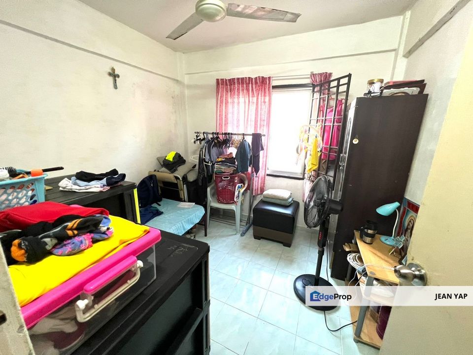 Pangsapuri Sri Intan 3BR Partial Furnished, Johor, Masai