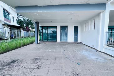 The Canal Garden North, Horizon Hills