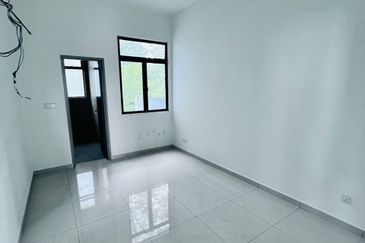 The Canal Garden North, Horizon Hills