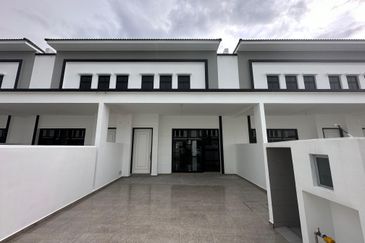 Tate Dalton @ Eco Botanic 2