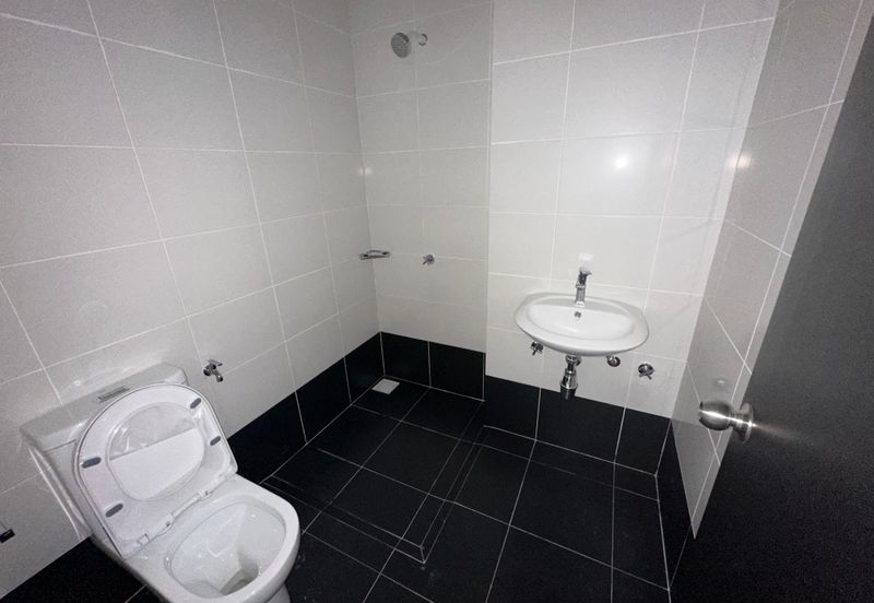 Tate Dalton @ Eco Botanic 2